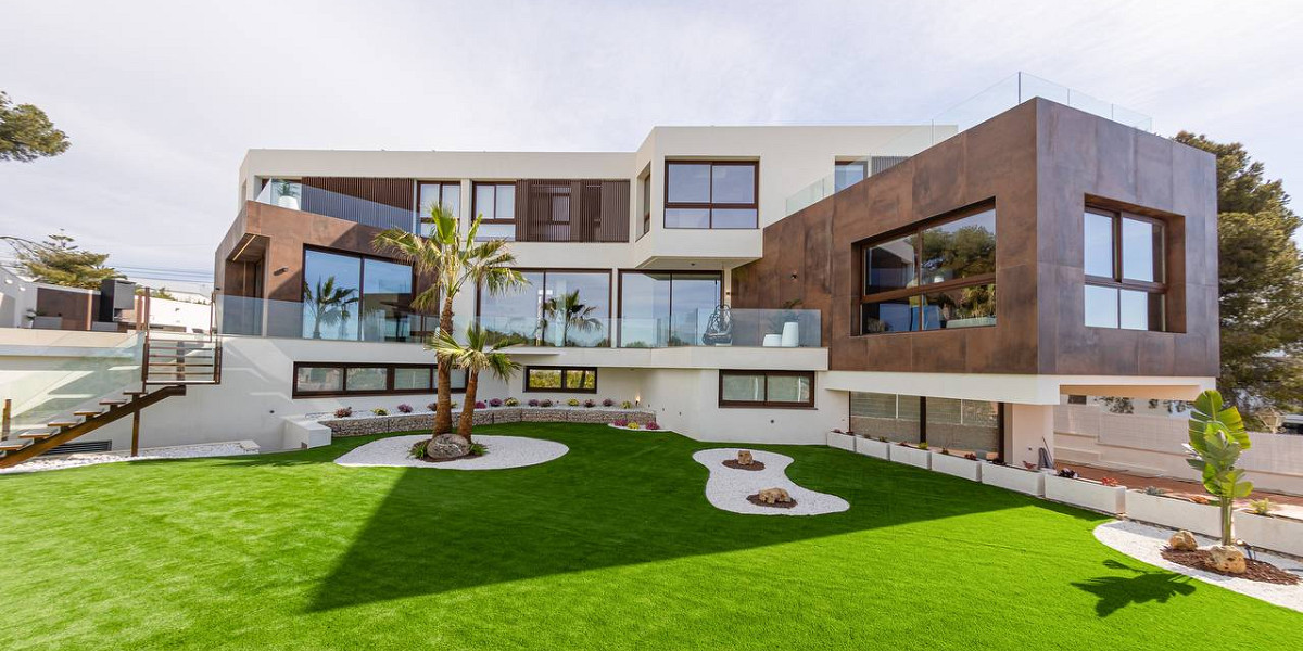 Expenses and taxes when buying property in 2025