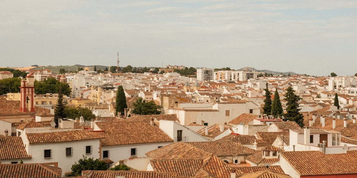 Las casas unifamiliares lideran el mercado inmobiliario y marcan máximos históricos, mientras los pisos pierden impulso