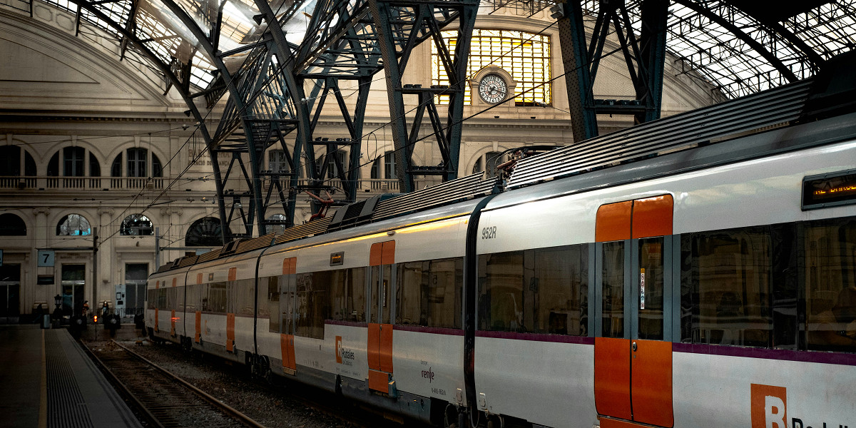 Cómo las deficiencias ferroviarias en España afectan al mercado inmobiliario y a la compra de vivienda