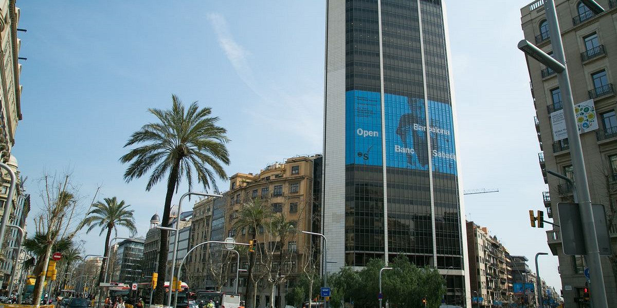 Как работают банки и гос. учреждения в Испании?